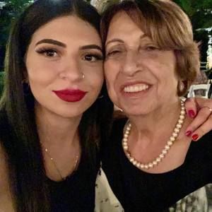 Meet your Posher, Natalie